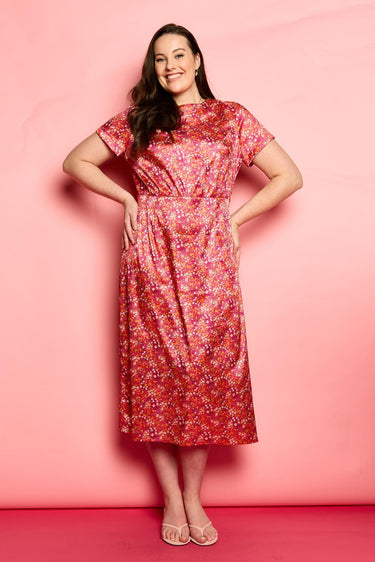 Knipmode 2604-18 jurk