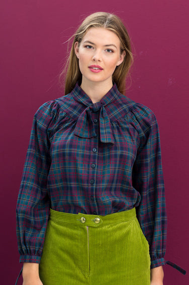 Knipmode 1809-14 blouse