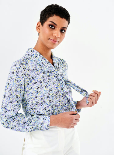 Knipmode 0522 - 22 - Blouse