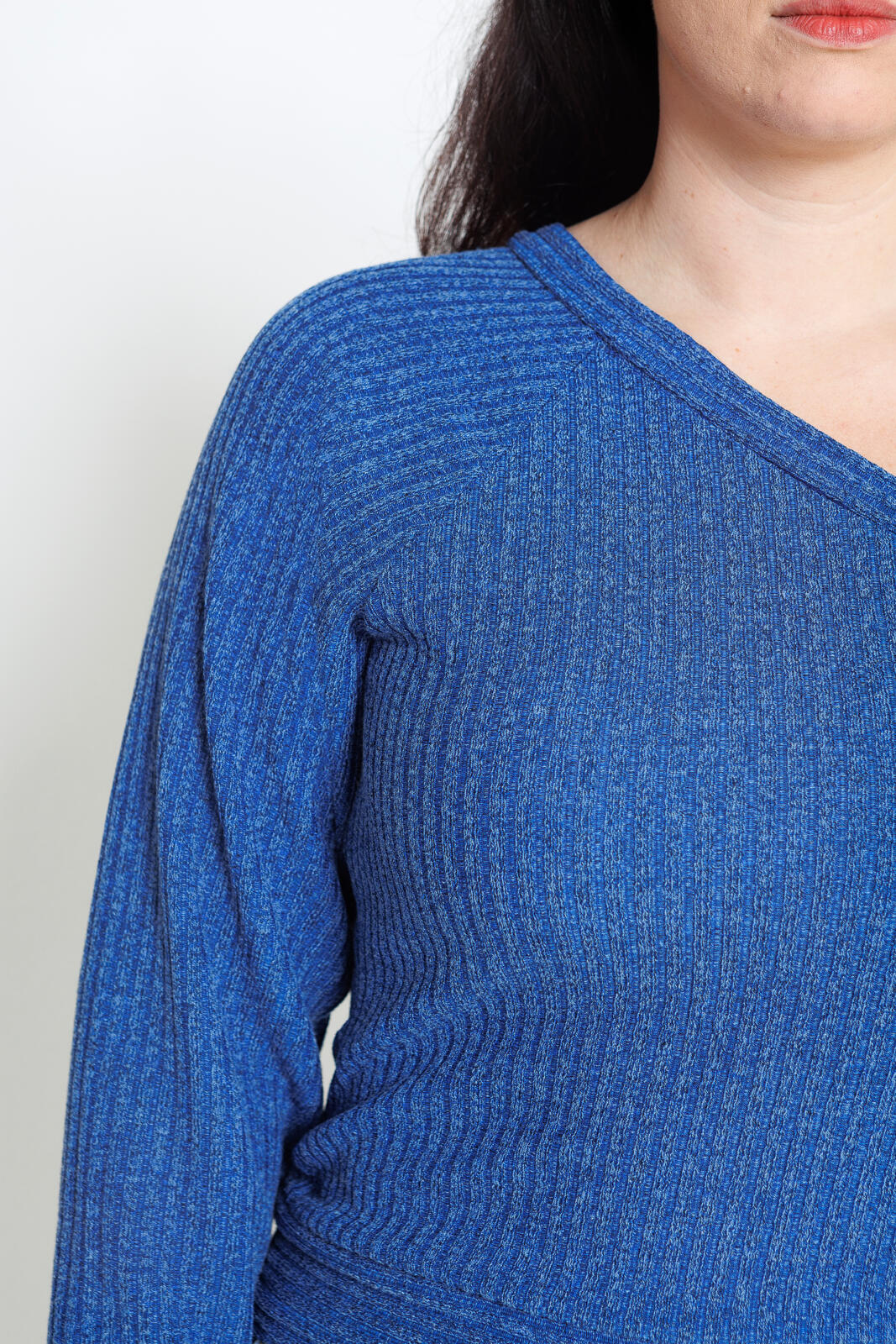 Knipmode 2405-21 sweater