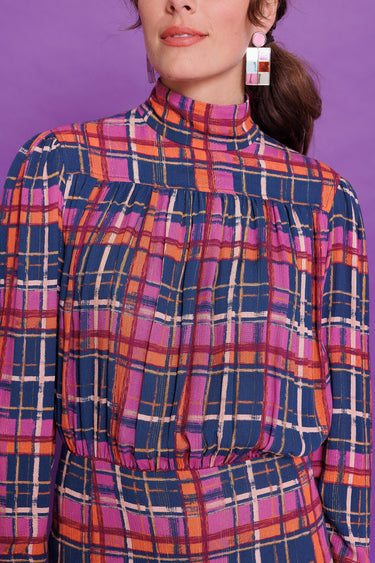 Knipmode 2310-18 jurk